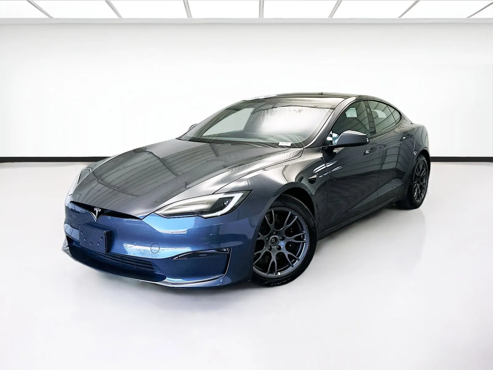 Gray 2022 Tesla Model S for sale in Bellflower, CA