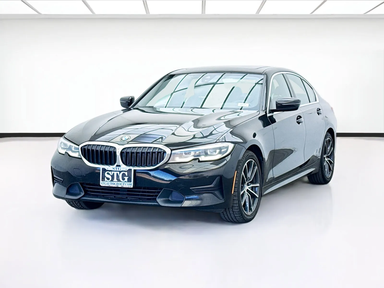 Black 2019 BMW 3 Series 330i for sale in Bellflower, CA