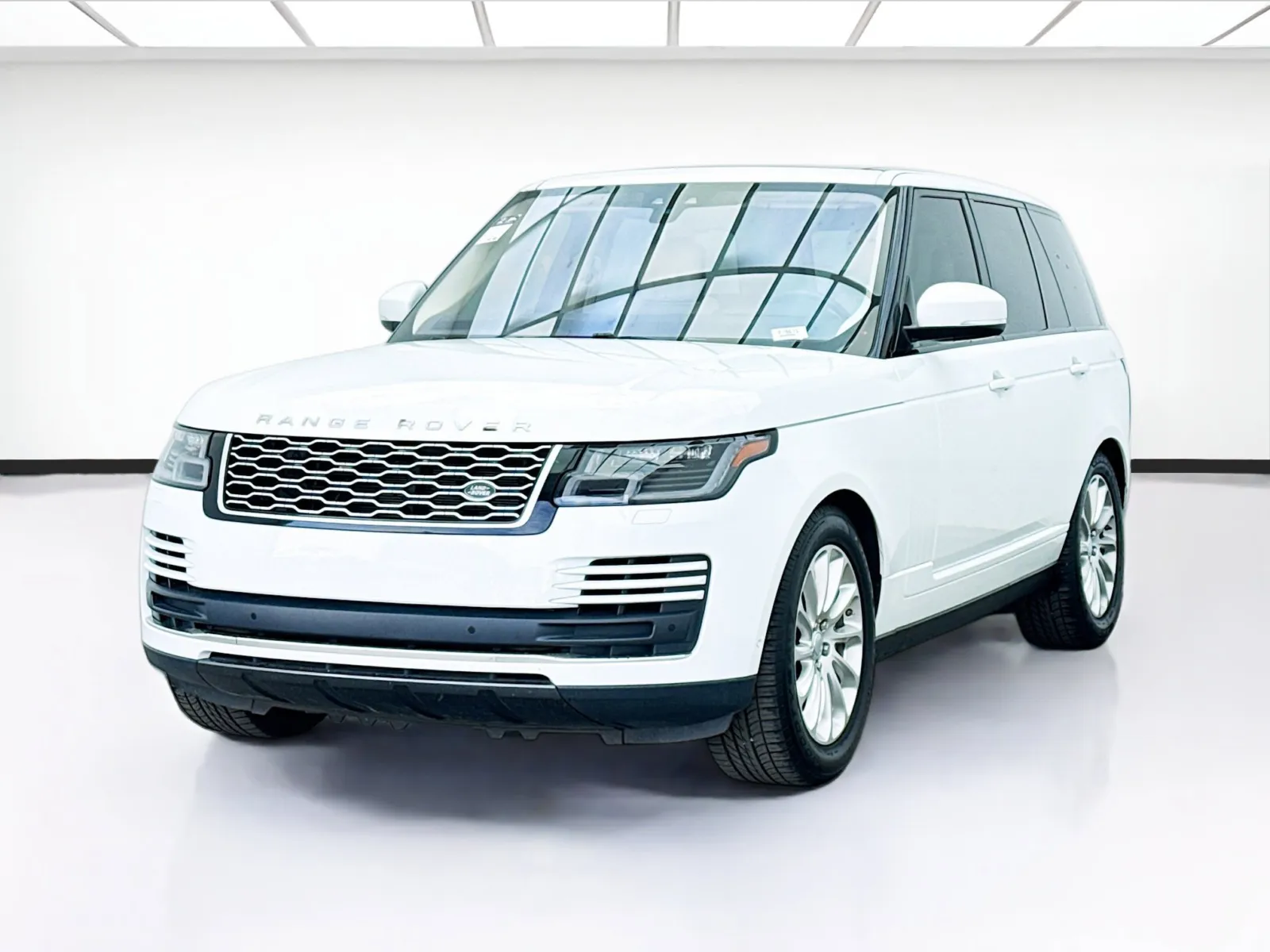 2019 Land Rover Range Rover HSE's photo