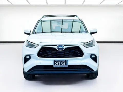 Photos of 2023 Toyota Highlander LE for sale in Bellflower, CA at STG Bellflower