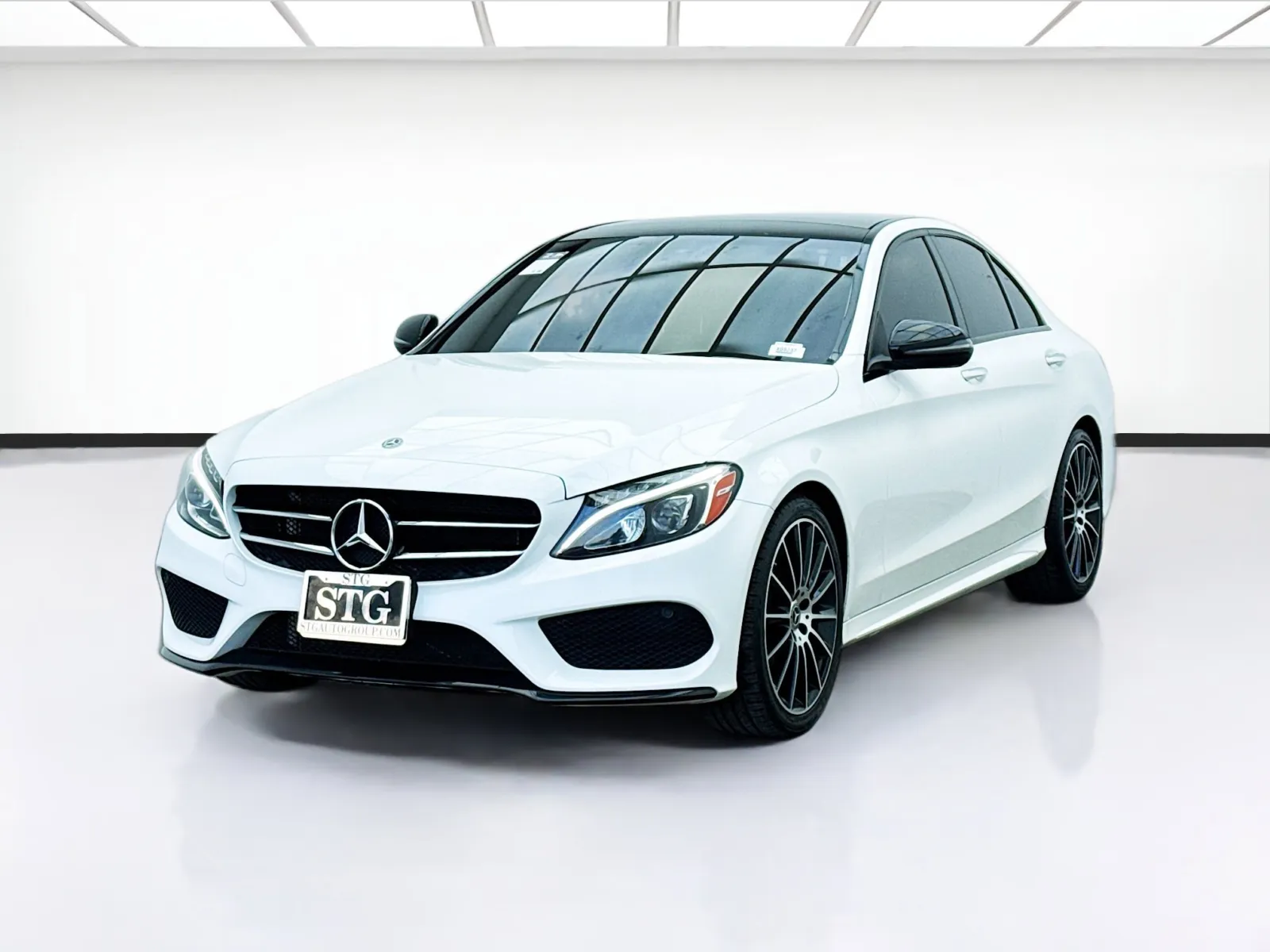 2018 Mercedes-Benz C-Class Sedan C300's photo