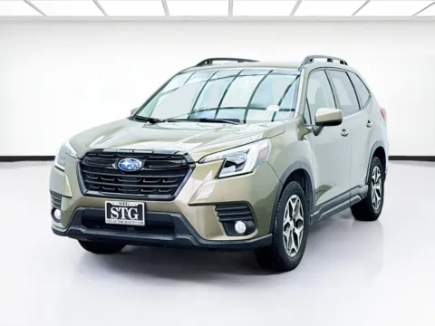 Green 2023 Subaru Forester Premium for sale in Bellflower, CA