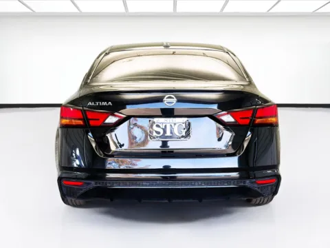 More photos of 2020 Nissan Altima 2.5 S at STG Bellflower, CA