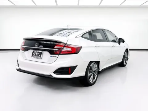 More photos of 2019 Honda Clarity Plug-In Hybrid at STG Bellflower, CA