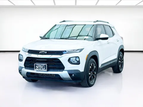 White 2021 Chevrolet Trailblazer LT for sale in Bellflower, CA