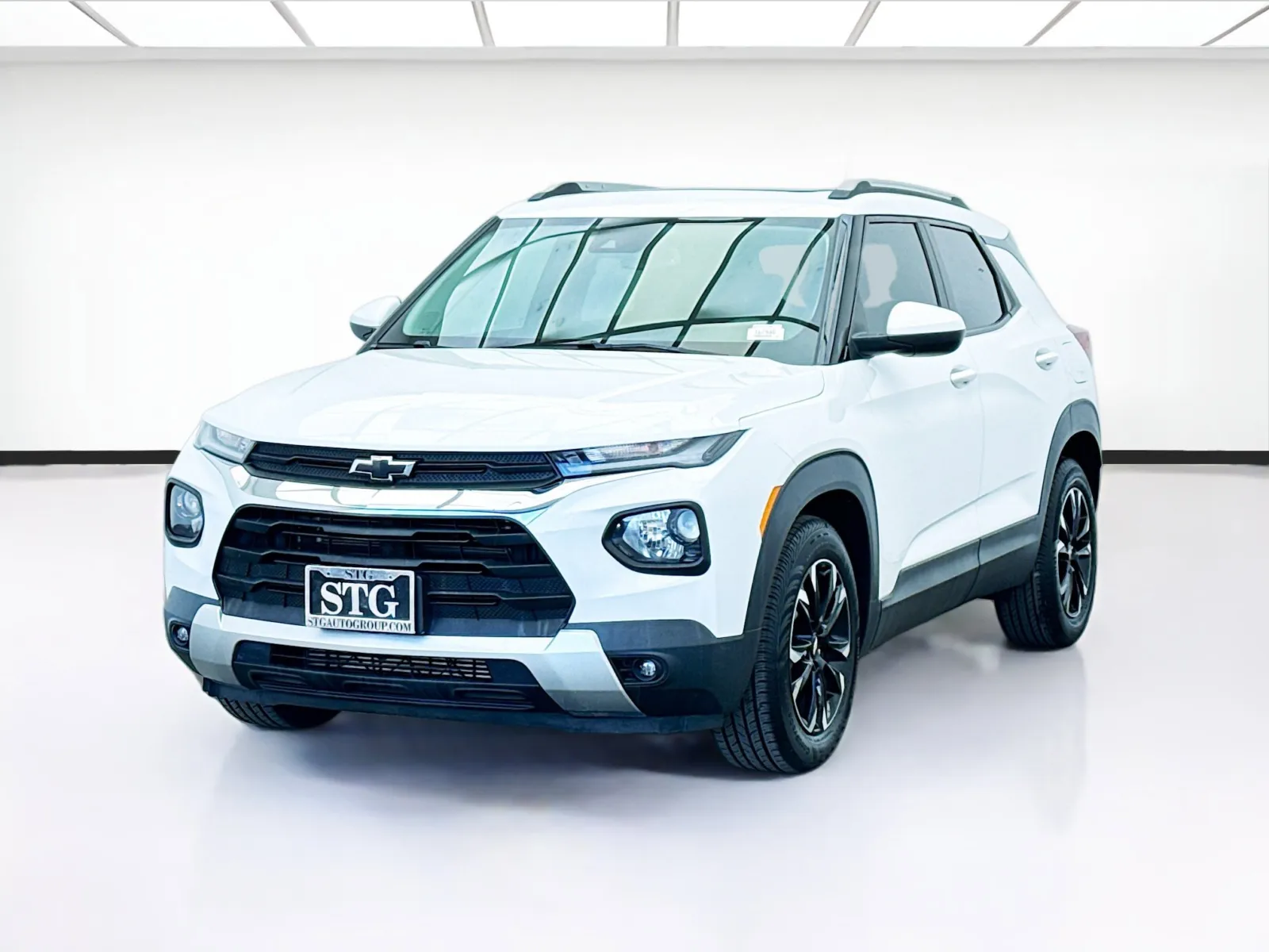 White 2021 Chevrolet Trailblazer LT for sale in Bellflower, CA