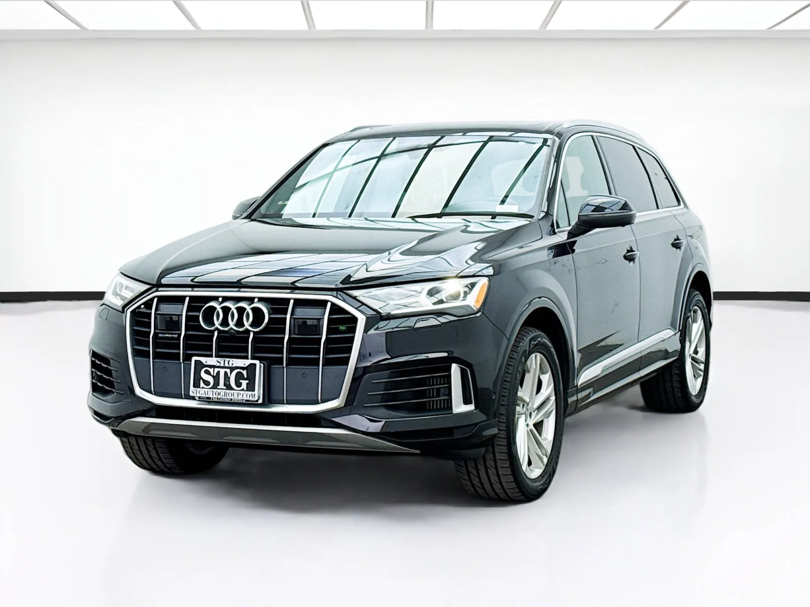 2020 Audi Q7 Premium Plus's photo
