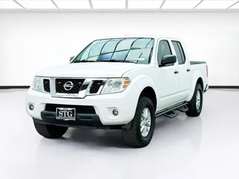 White 2018 Nissan Frontier SV for sale in Bellflower, CA