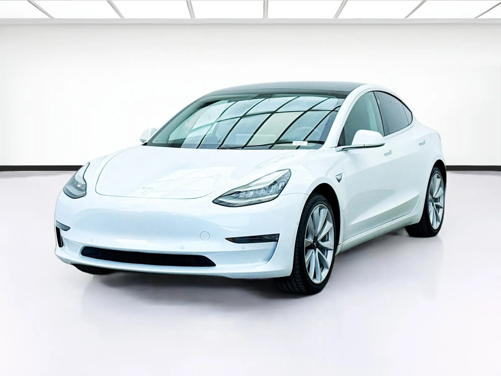 2020 Tesla Model 3 Base's photo
