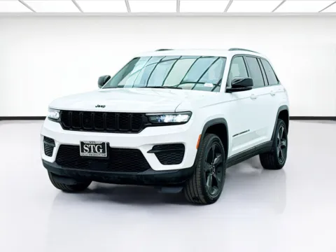 White 2023 Jeep Grand Cherokee Altitude X for sale in Bellflower, CA