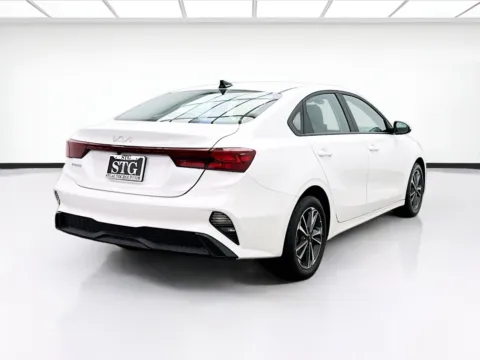 More photos of 2024 Kia Forte LXS at STG Bellflower, CA