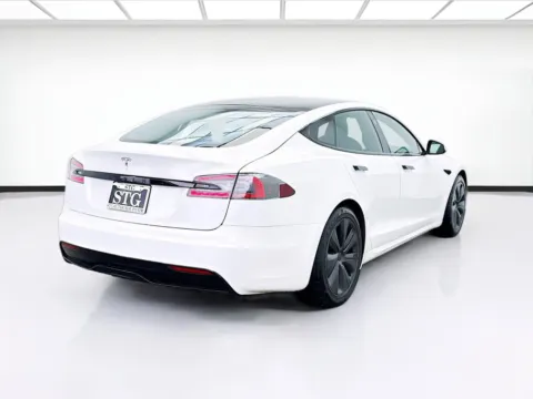 More photos of 2022 Tesla Model S at STG Bellflower, CA