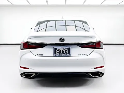 More photos of 2019 Lexus ES at STG Bellflower, CA