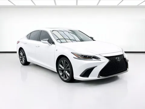 Another view of 2019 Lexus ES for sale in Bellflower, CA at STG Bellflower