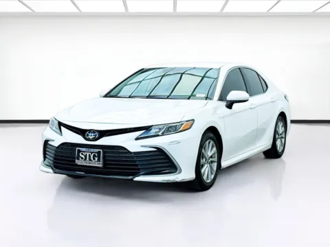 White 2023 Toyota Camry LE for sale in Bellflower, CA