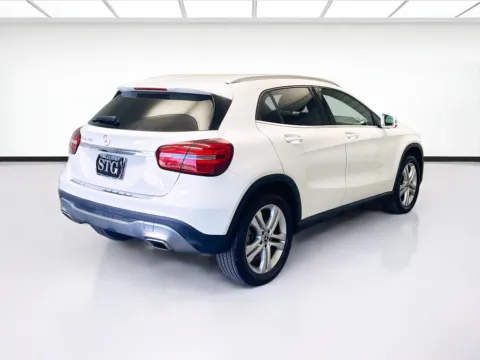 More photos of 2020 Mercedes-Benz GLA 250 at STG Bellflower, CA