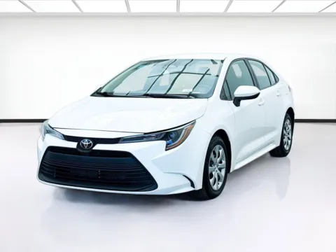 White 2023 Toyota Corolla LE for sale in Bellflower, CA