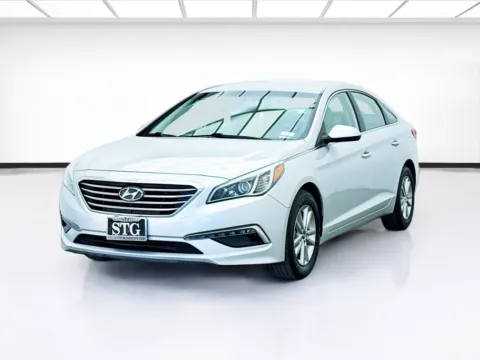 Silver 2015 Hyundai Sonata SE for sale in Bellflower, CA