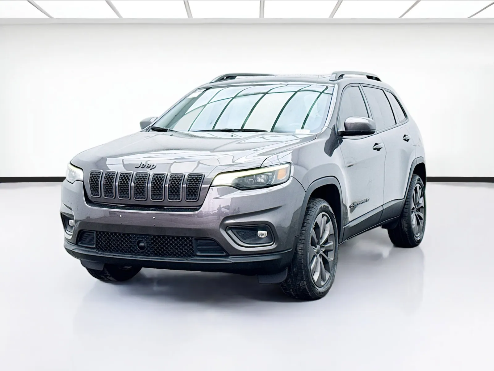 Gray 2021 Jeep Cherokee Latitude Lux 80th Anniversary for sale in Bellflower, CA