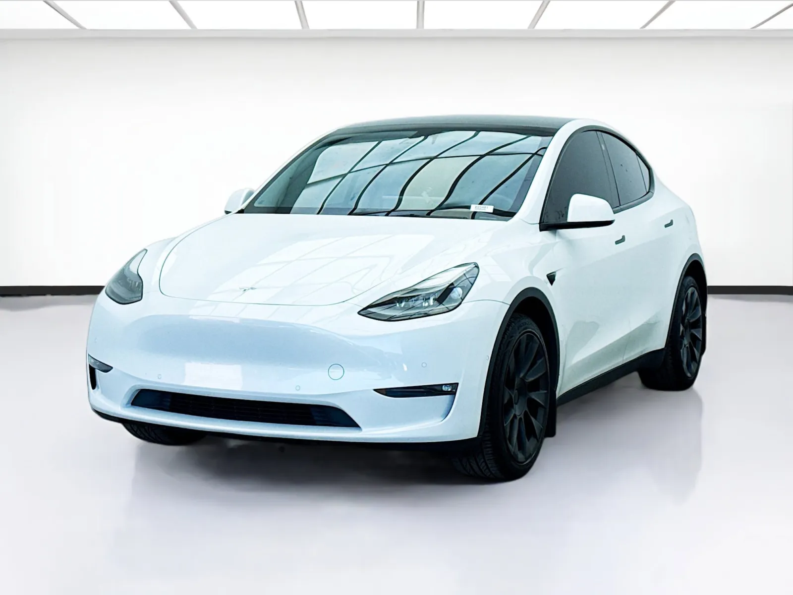 White 2022 Tesla Model Y Long Range for sale in Bellflower, CA