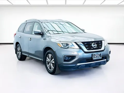 Another view of 2020 Nissan Pathfinder S for sale in Bellflower, CA at STG Bellflower