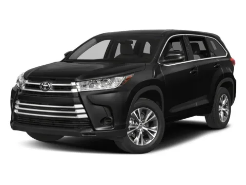Red 2018 Toyota Highlander LE for sale in Bellflower, CA