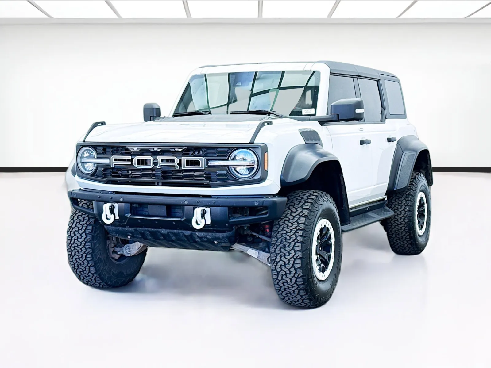White 2023 Ford Bronco Raptor for sale in Bellflower, CA