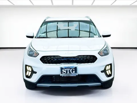 Photos of 2022 Kia Niro LX for sale in Bellflower, CA at STG Bellflower