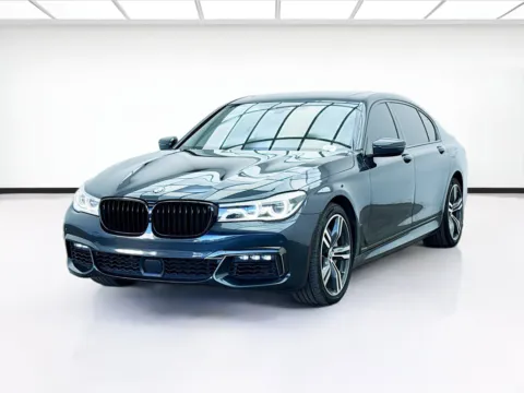 Gray 2019 BMW 7 Series 750i for sale in Bellflower, CA