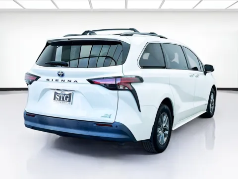 More photos of 2021 Toyota Sienna XLE at STG Bellflower, CA