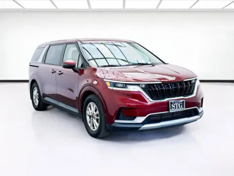 Another view of 2022 Kia Carnival LXS for sale in Bellflower, CA at STG Bellflower