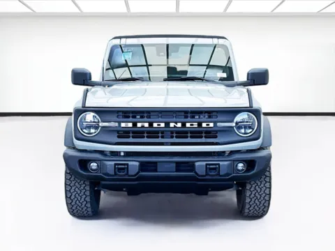 Photos of 2022 Ford Bronco Black Diamond for sale in Bellflower, CA at STG Bellflower