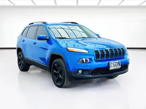 Another view of 2018 Jeep Cherokee Latitude for sale in Bellflower, CA at STG Bellflower