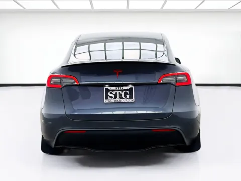 More photos of 2022 Tesla Model Y Performance at STG Bellflower, CA