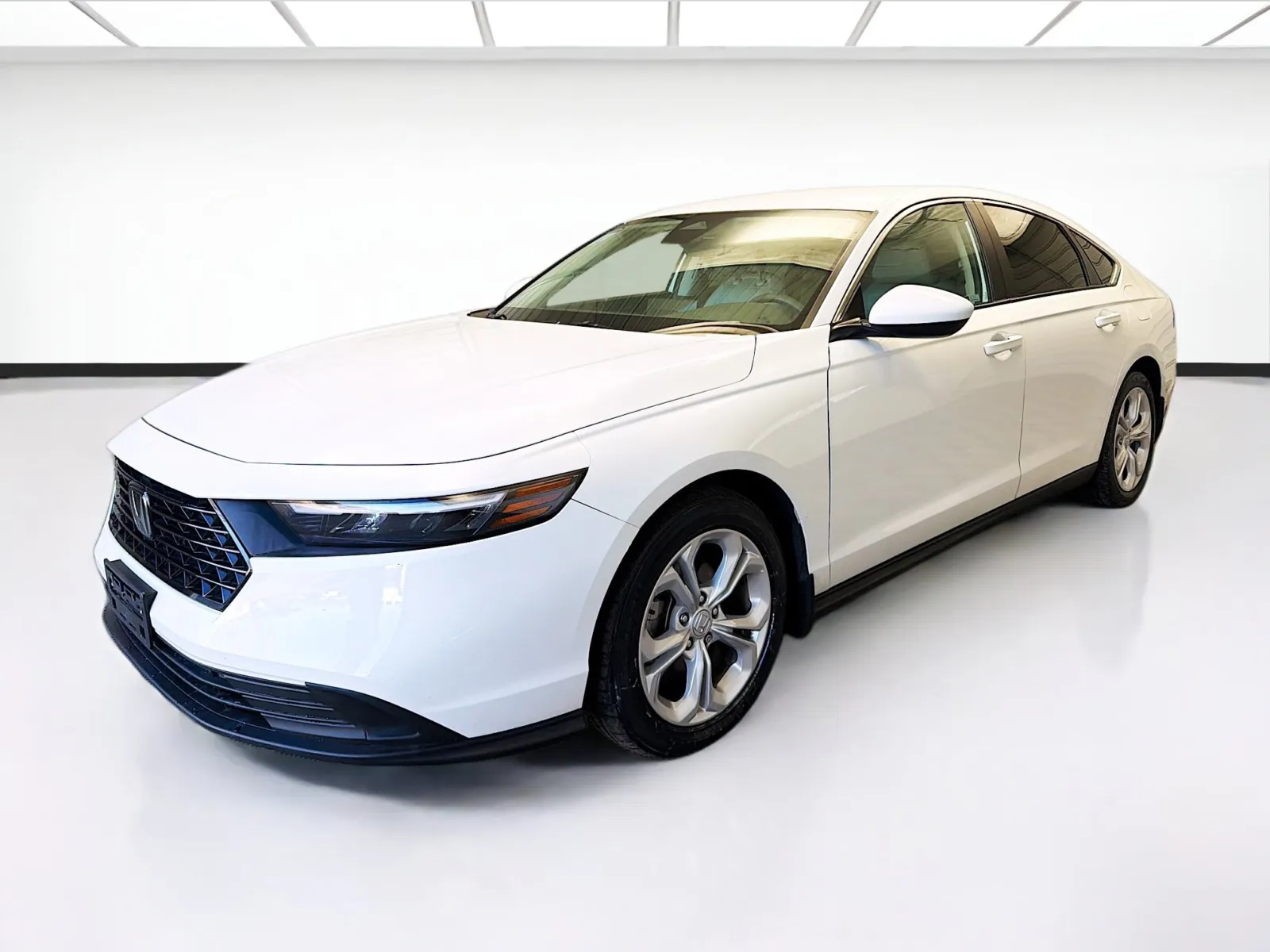 White 2024 Honda Accord Sedan LX for sale in Bellflower, CA