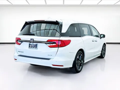 More photos of 2024 Honda Odyssey Elite at STG Bellflower, CA