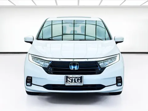 Photos of 2024 Honda Odyssey Elite for sale in Bellflower, CA at STG Bellflower