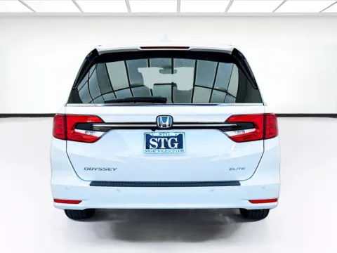 More photos of 2024 Honda Odyssey Elite at STG Bellflower, CA