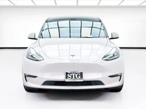 Photos of 2023 Tesla Model Y Performance for sale in Bellflower, CA at STG Bellflower