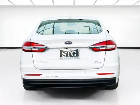 More photos of 2019 Ford Fusion Hybrid SE at STG Bellflower, CA