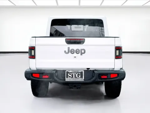 More photos of 2021 Jeep Gladiator Rubicon at STG Bellflower, CA