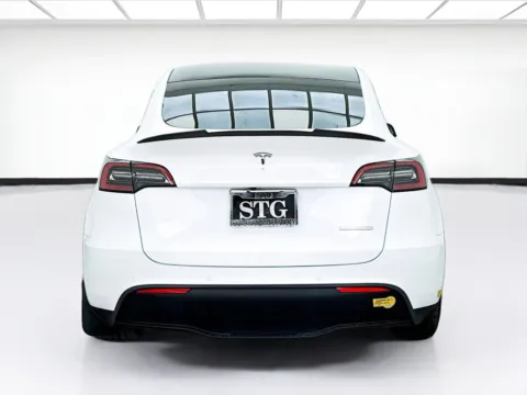 More photos of 2021 Tesla Model Y Performance at STG Bellflower, CA