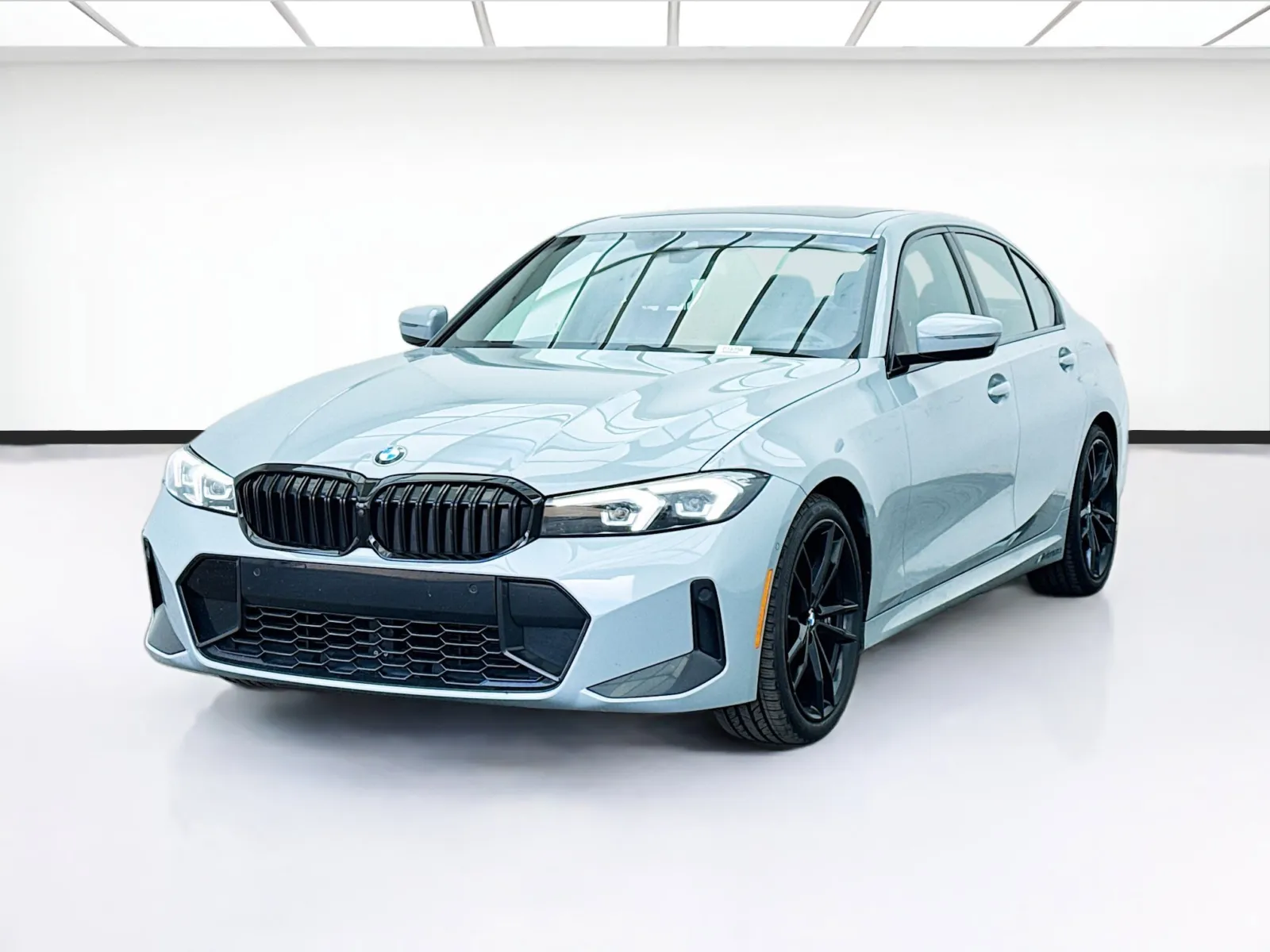 2023 BMW 3 Series 330i