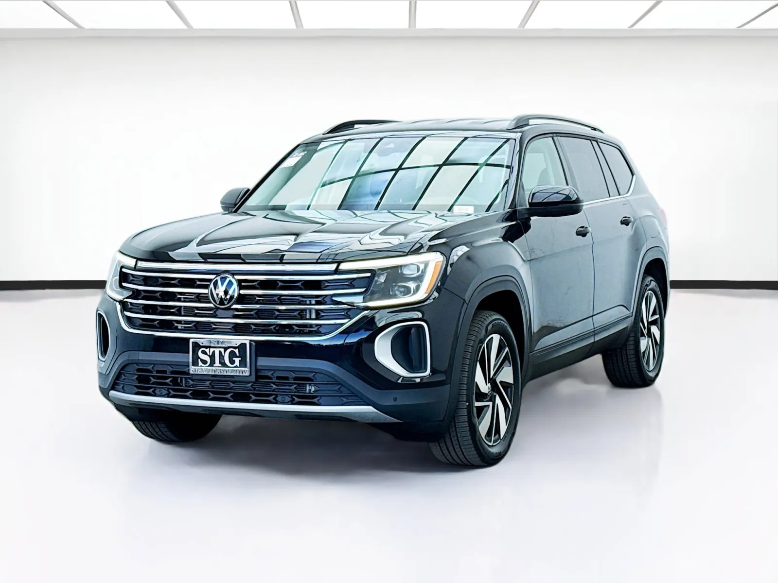 2025 Volkswagen Atlas 2.0T SE w/Technology for sale in Bellflower, CA