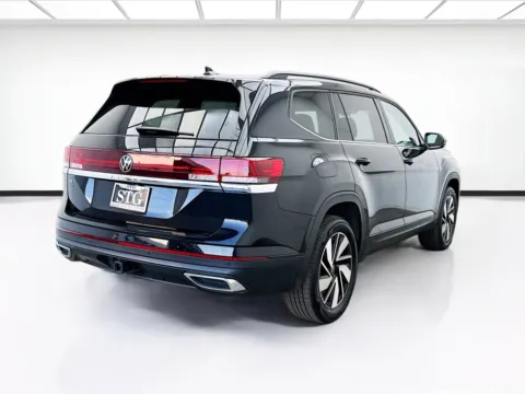 More photos of 2025 Volkswagen Atlas 2.0T SE w/Technology at STG Bellflower, CA