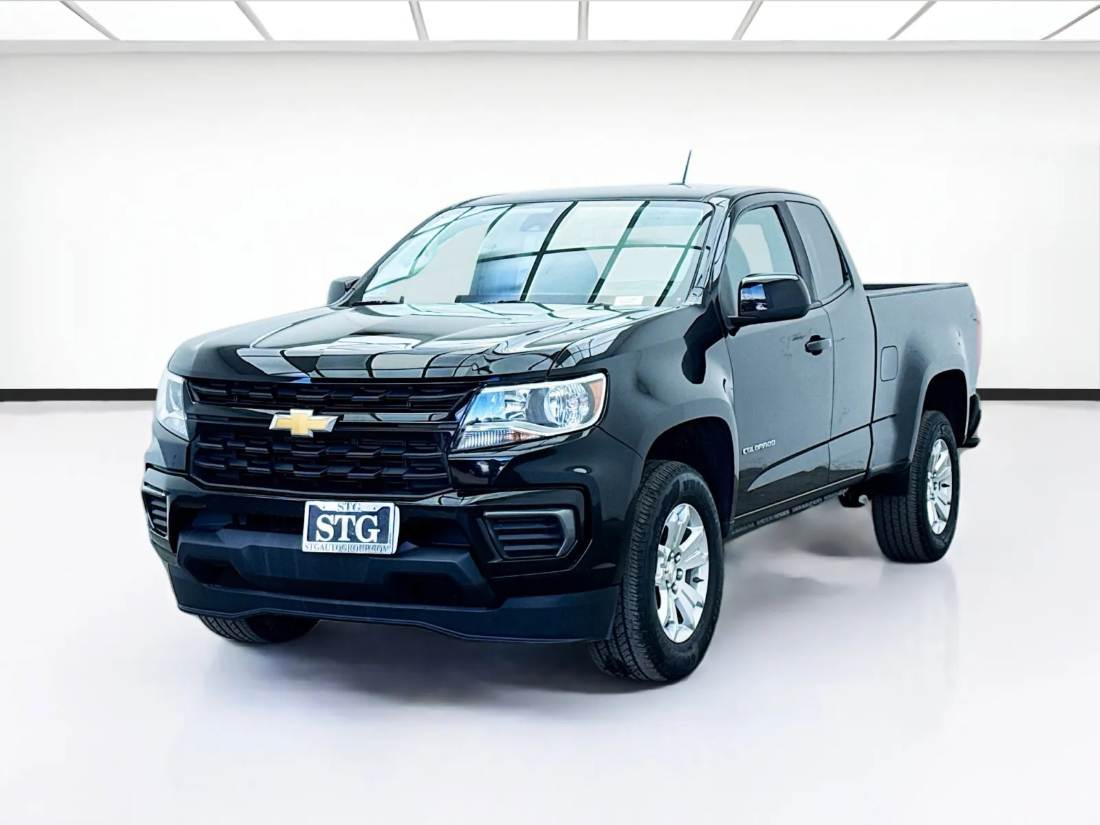 Black 2022 Chevrolet Colorado LT for sale in Bellflower, CA