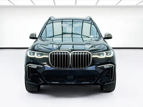 Photos of 2022 BMW X7 M50i for sale in Bellflower, CA at STG Bellflower