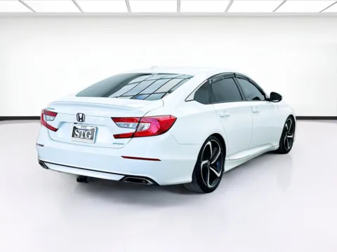 More photos of 2018 Honda Accord Sedan Sport at STG Bellflower, CA