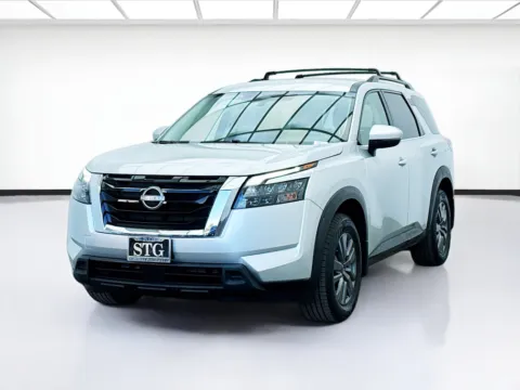 Silver 2024 Nissan Pathfinder SV for sale in Bellflower, CA