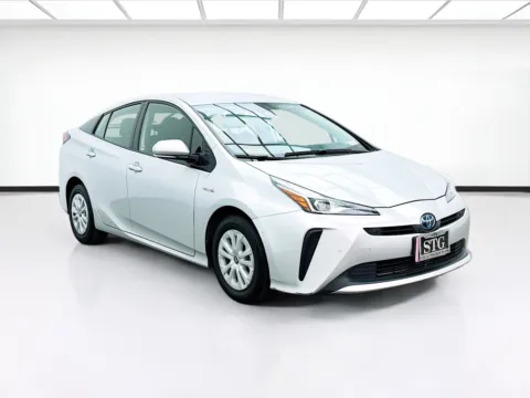 Another view of 2019 Toyota Prius L for sale in Bellflower, CA at STG Bellflower